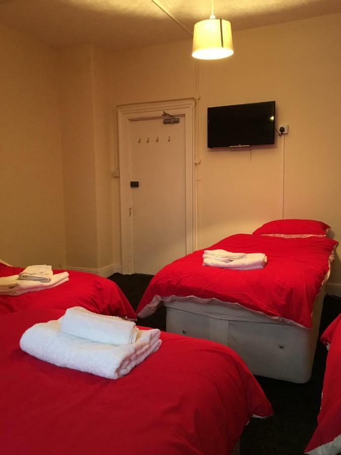 The Glenbuck Hotel Anfield リヴァプール エクステリア 写真