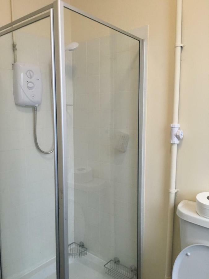The Glenbuck Hotel Anfield リヴァプール エクステリア 写真